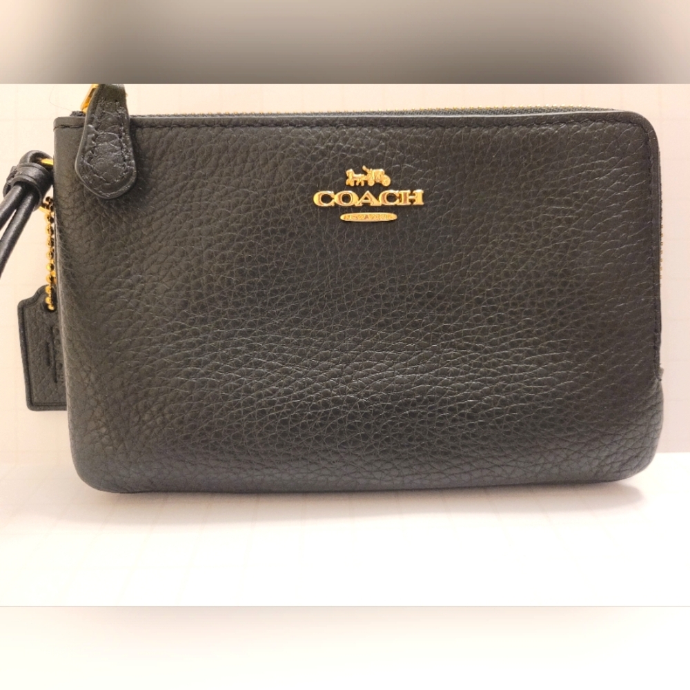 EUC Coach Double Corner Zip Wristlet